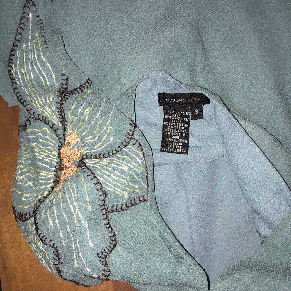 🌺BCBG MAXAZRIA🌺silk halter dress SIZE6 - Picture 2 of 8